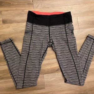 ✨Lululemon full length leggings!✨